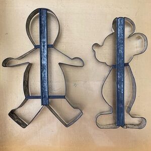VTG Mickey & Gingerbread Man Cookie Cutters. Large cookies!